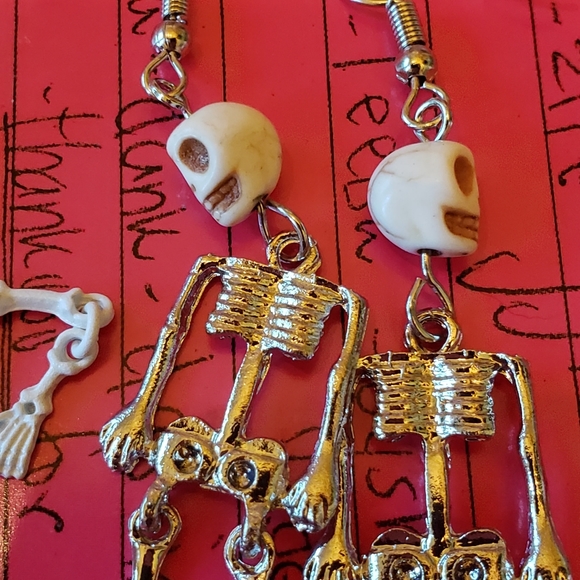 Skeleton Earring Dangles Lot 5 NWT - Picture 4 of 6